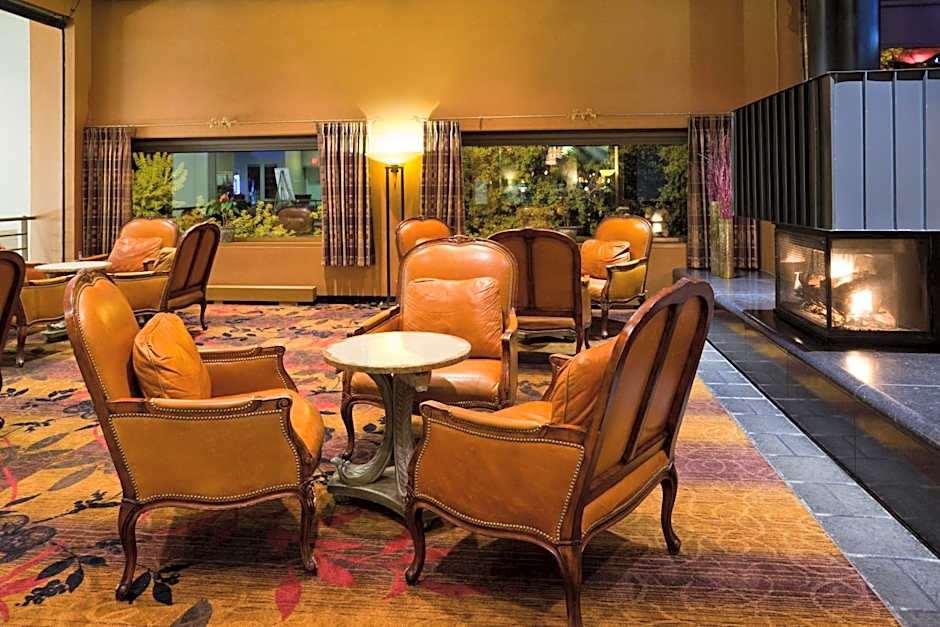 Crowne Plaza Minneapolis West By IHG