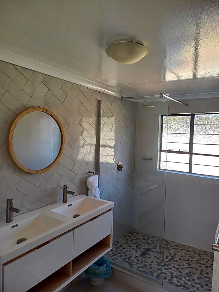 Inni Bush Guesthouse