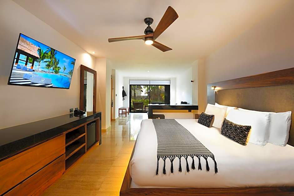 Casa del Jaguar Beach Hotel