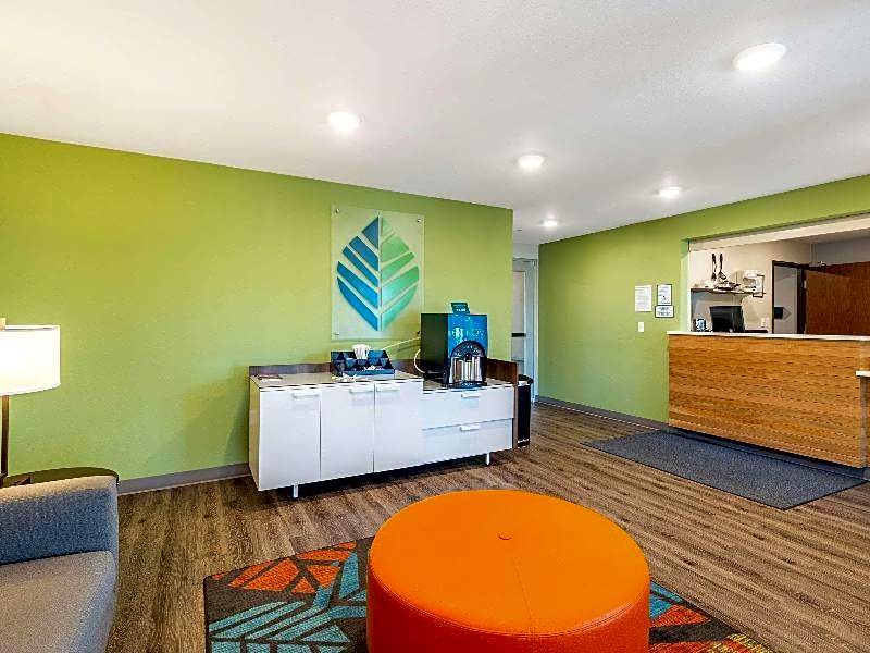 Woodspring Suites Riverside Norco