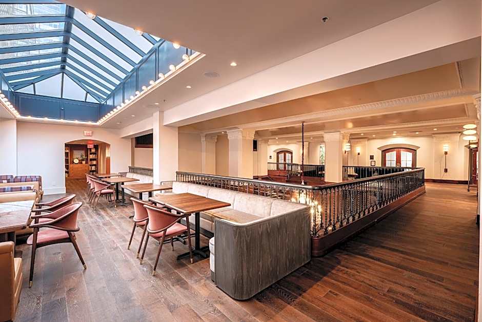 Heathman Hotel