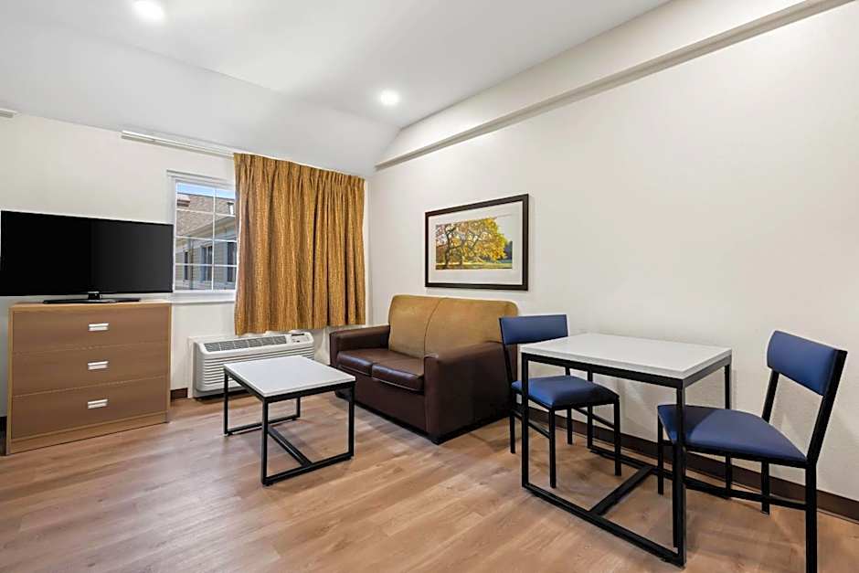 MainStay Suites Raleigh North