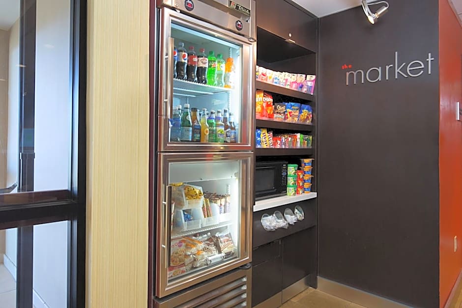 Courtyard by Marriott Roseville