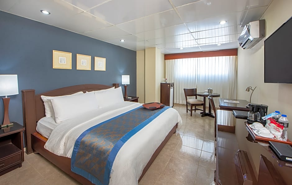 Hodelpa Centro Plaza Hotel