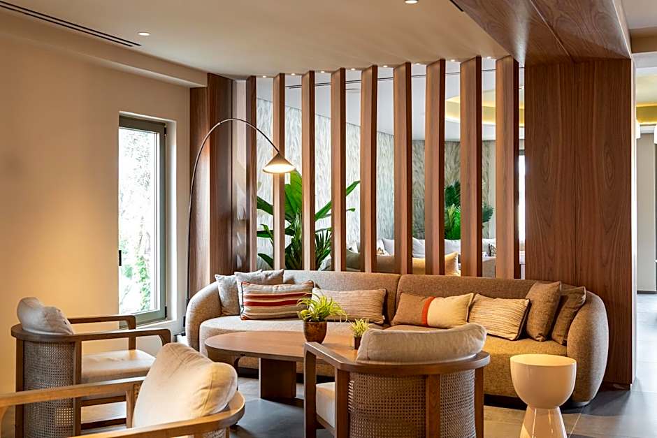 SENTIDO Apollo Palace