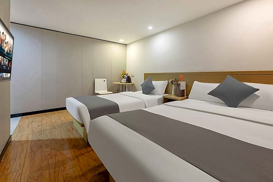 Yifang Hotel Guangzhou Shangxiajiu Pedestrian Street Yongqingfang Branch