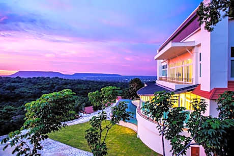 ChanNgarm Mountain View Resort จันทน์งาม เมาท์เท่นวิว รีสอร์ท