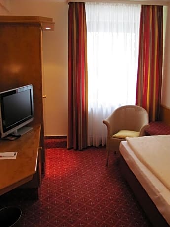 Economy Single Room