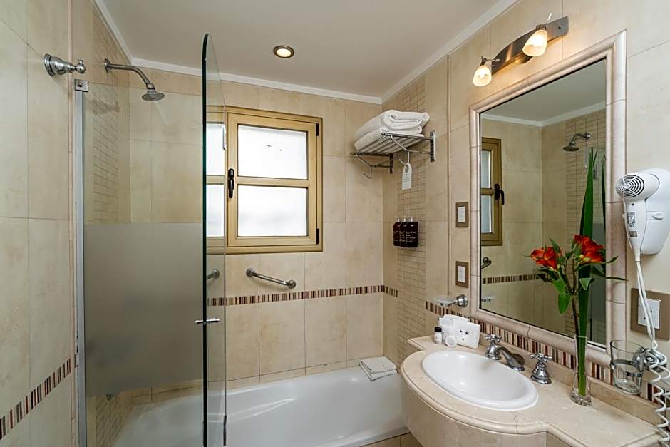 Hotel Intersur Recoleta