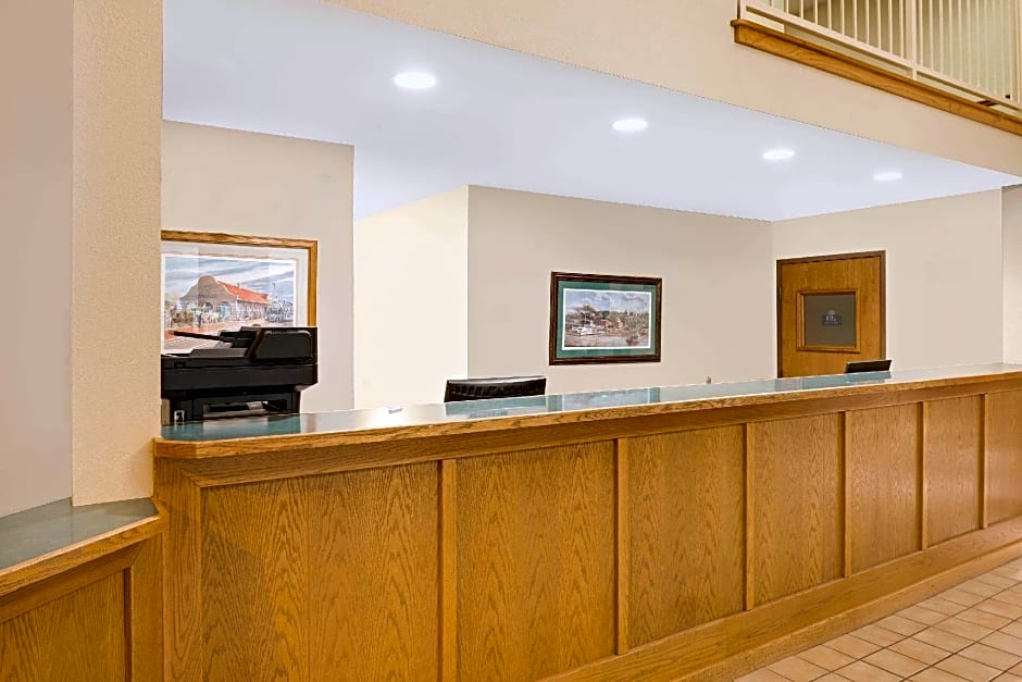 Days Inn by Wyndham Boonville