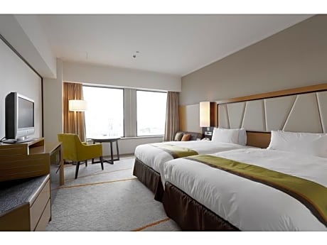 Exclusive Plan, Non-Smoking, South Wing Plaza Luxe Double (Sleeps 2) With Breakfast