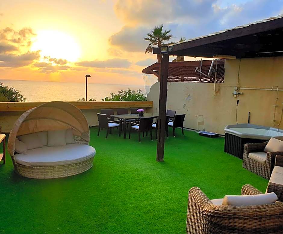 כוכב הים וילה מול הגלים וברכה פרטית סגורה