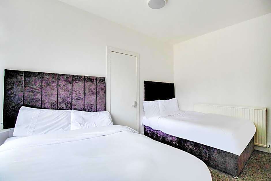 OYO The Longlands Hotel