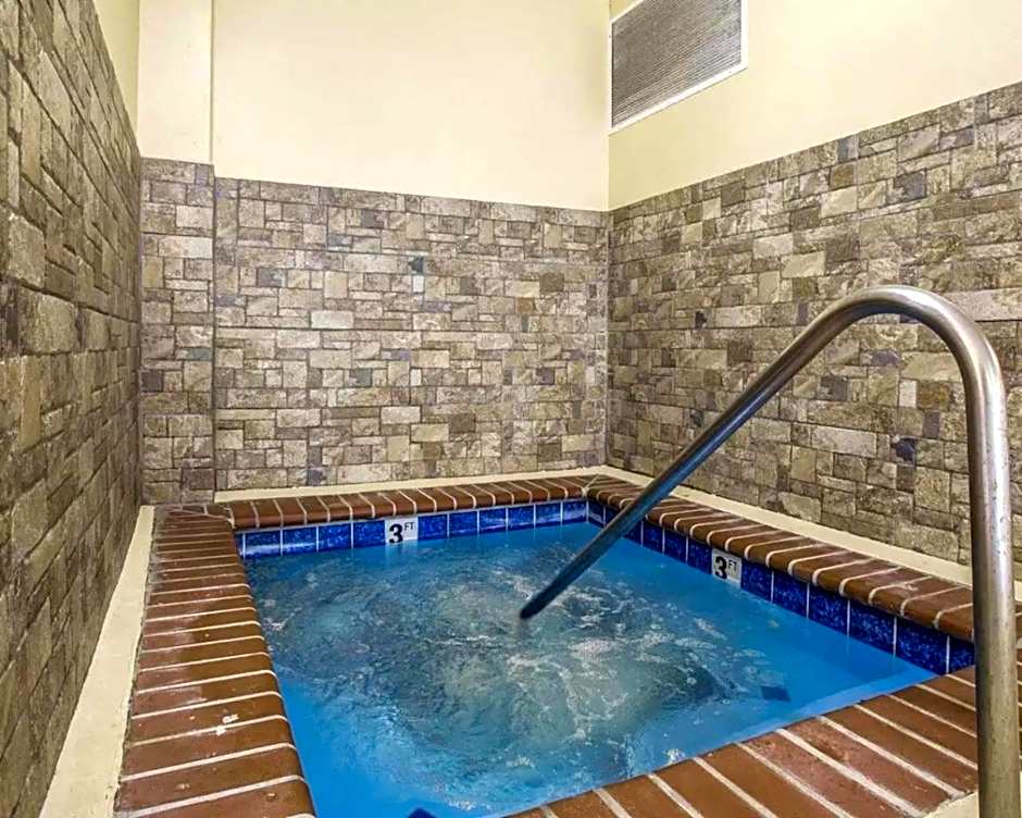 Comfort Inn & Suites Rogersville