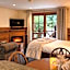 Cradle forest inn