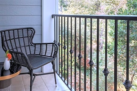 2 Queens Balcony Hearing Accessible