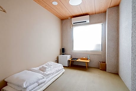Japanese-Style Double Room with Shared Bathroom