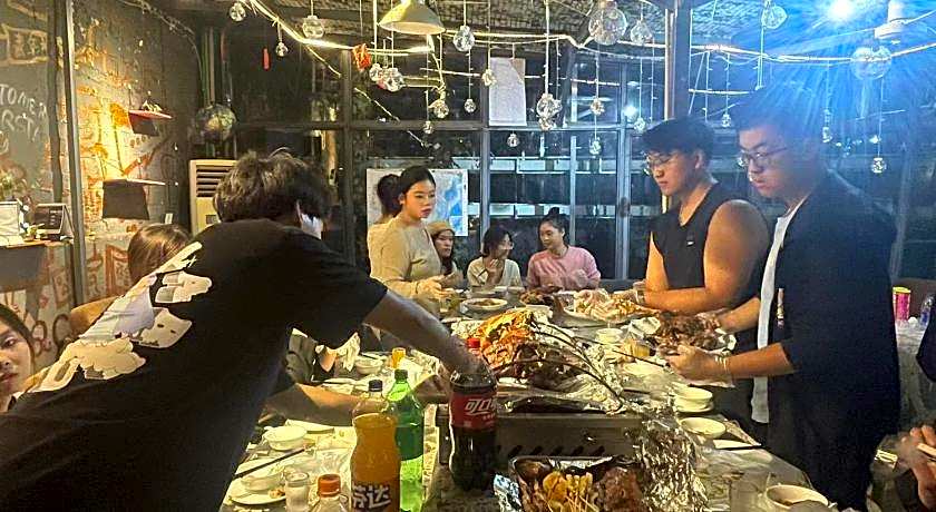 Shaoxing Luxun Native Place International Youth Hostel