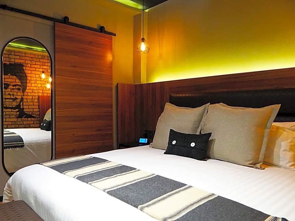 Cadillac Hotel Boutique