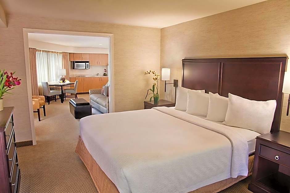 Eastgate Hotel - BW Signature Collection