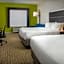 Holiday Inn Express Lawrence By IHG
