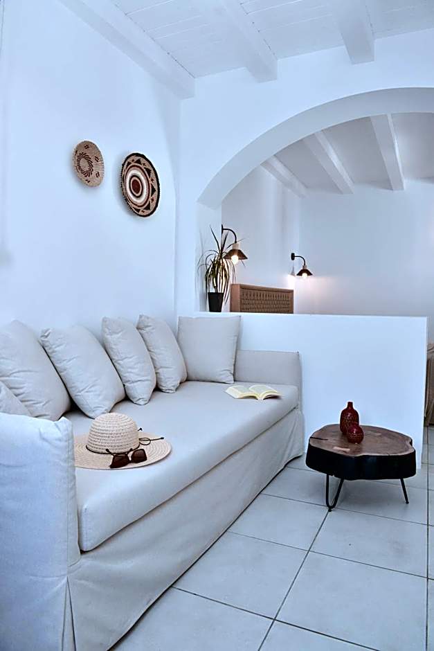 Blue Paradise Apartments