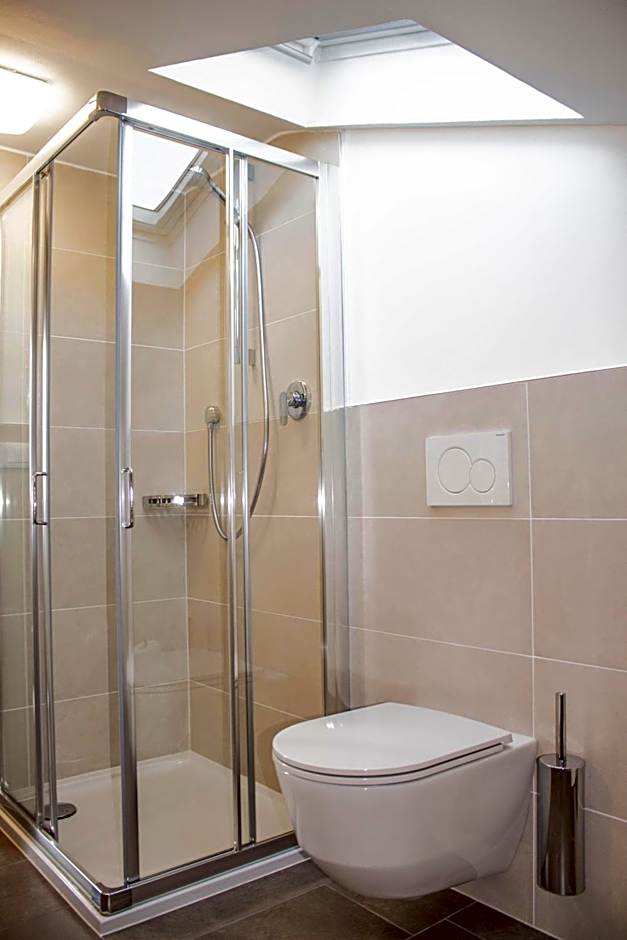 Schenna Garni Eden Bed & Breakfast
