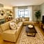 Waterfront Resort Condo w Beach