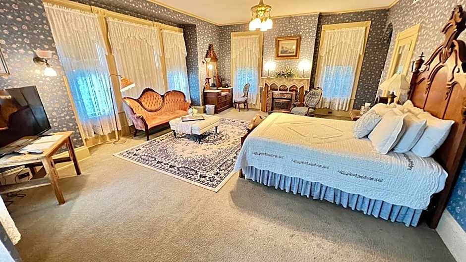 The Hancock House Bed & Breakfast Inn