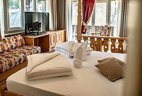 Large Double Room