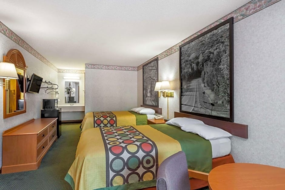 Super 8 by Wyndham Columbia/Ft. Jackson SC