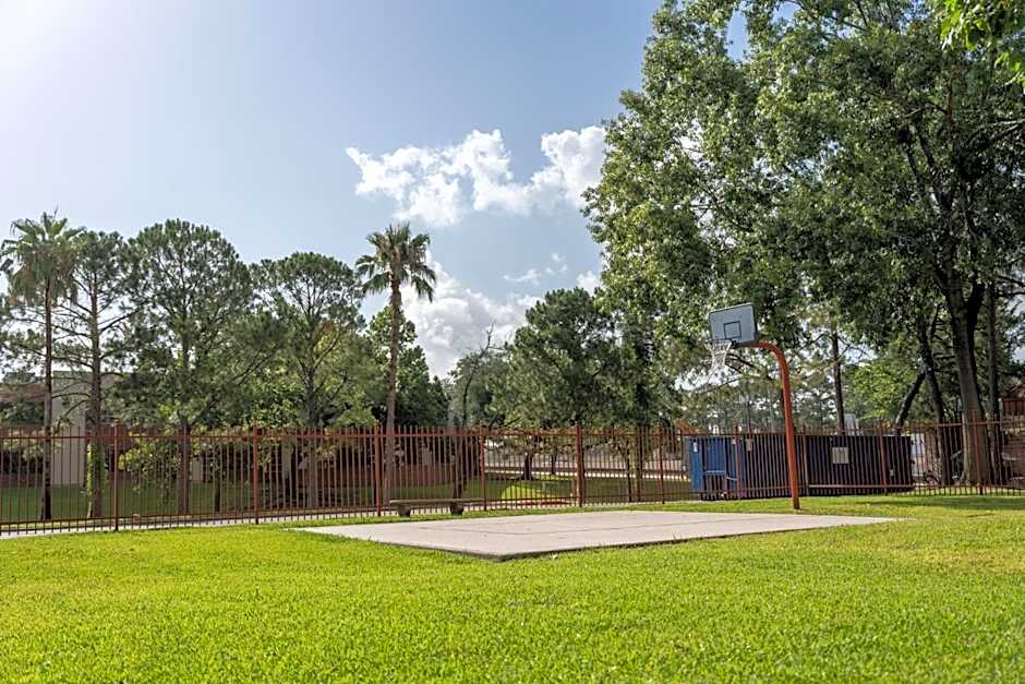 GreenTree Hotel & Extended Stay I-10 FWY Houston, Channelview, Baytown