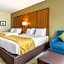 Comfort Inn & Suites Lakewood by JBLM
