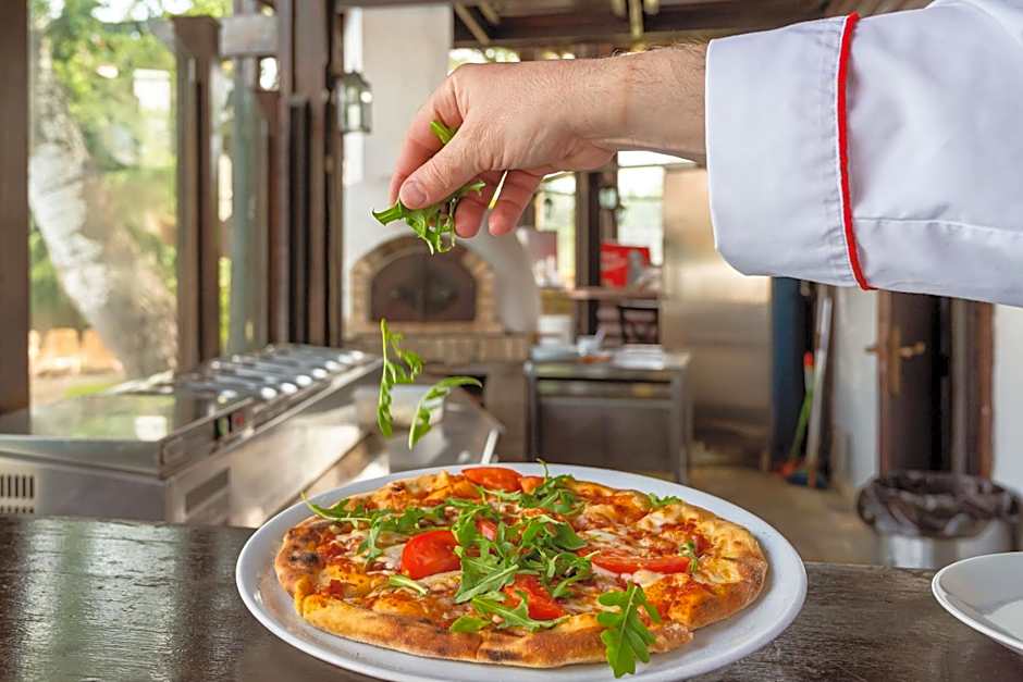 Helena Park - Ultra All Inclusive