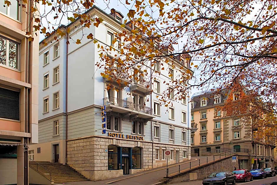 Hotel Bristol
