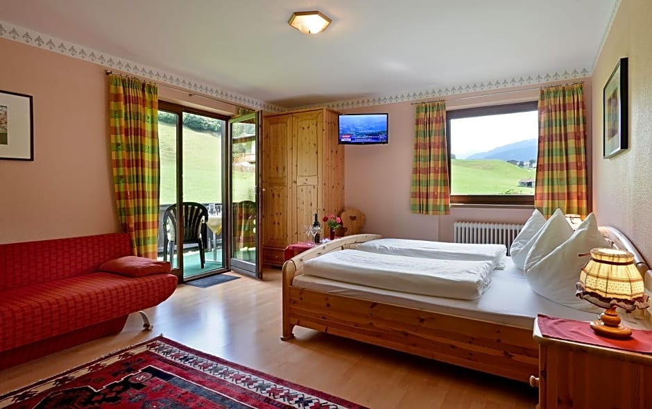 Gaestehaus Hoelzl – Itter, MO