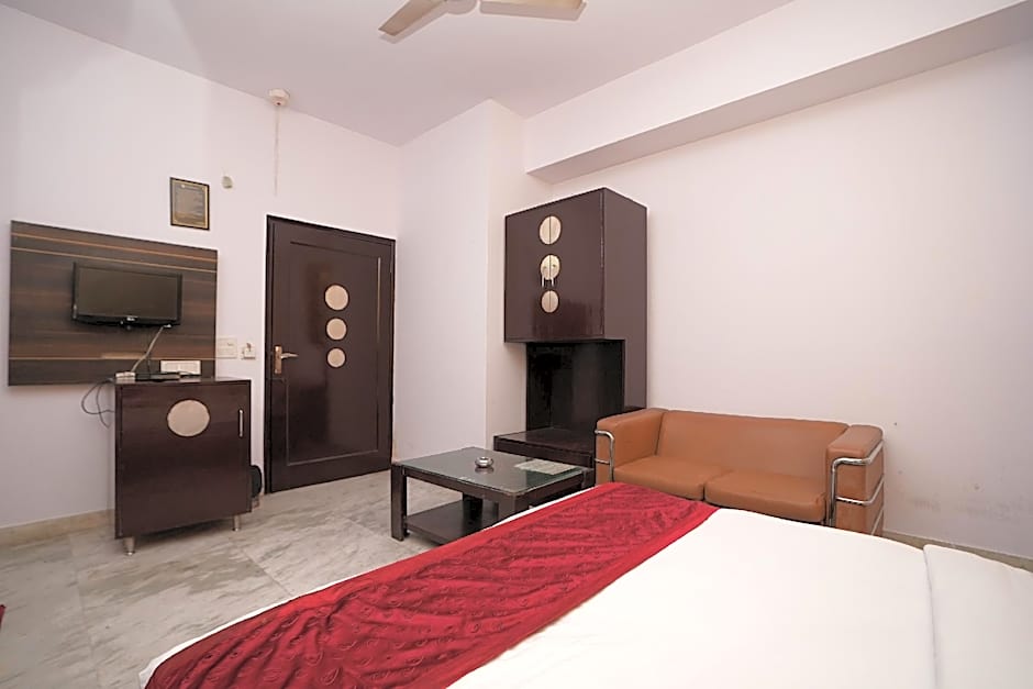 Mandakini Palace Hotel