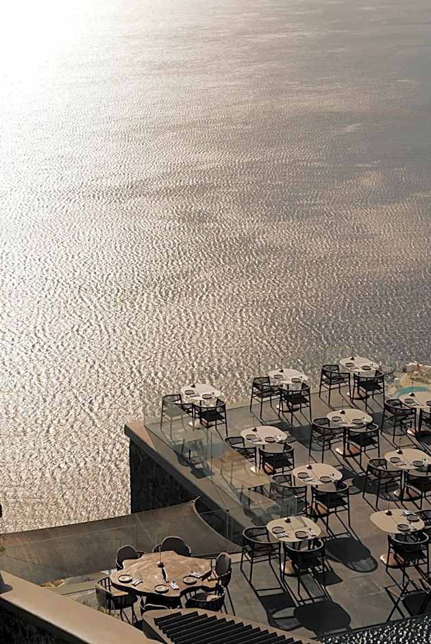 Kivotos Santorini - Preferred Hotels & Resorts