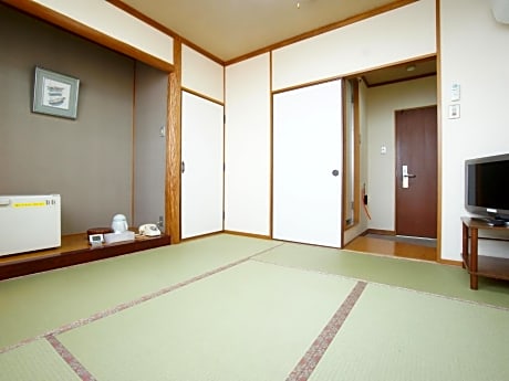 Japanese-Style Room - Non-Smoking