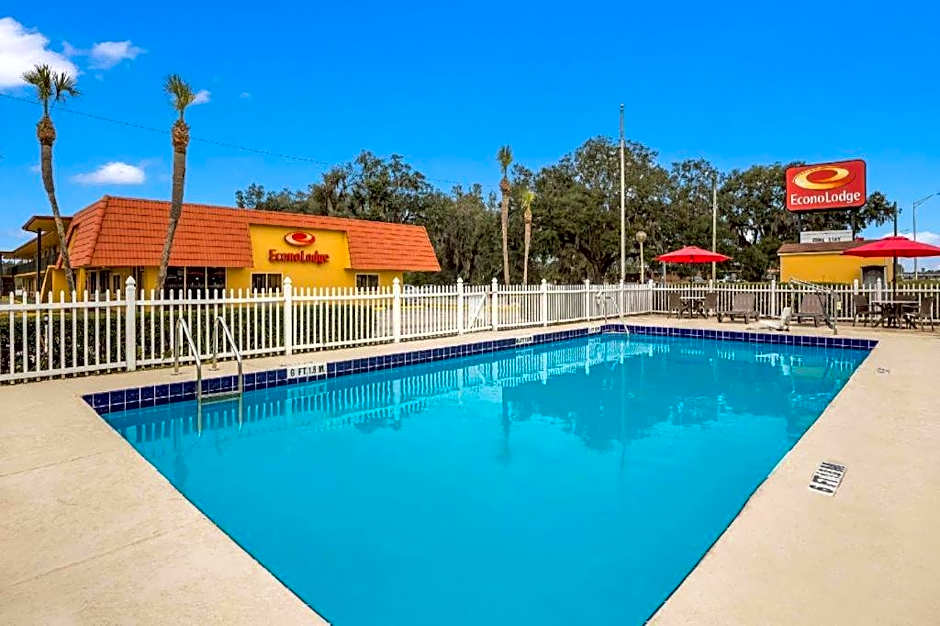 Econo Lodge Live Oak