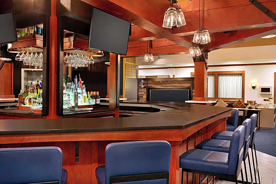 Embassy Suites By Hilton Hotel Denver - International Airport