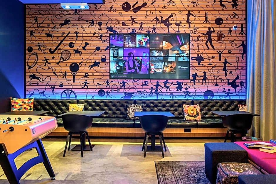 Moxy by Marriott London Stratford