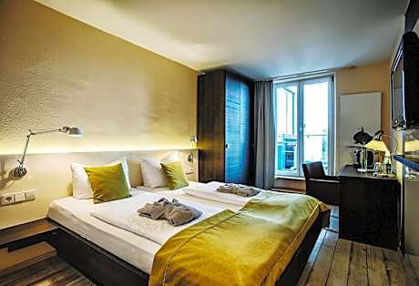Double Room with Lake View