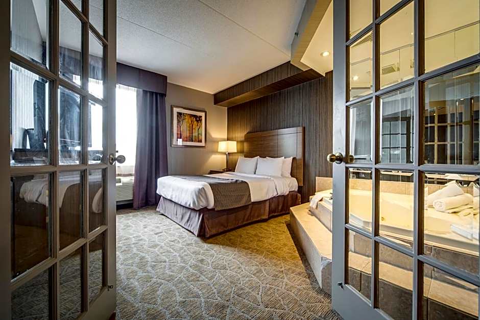 Monte Carlo Inns Airport Suites