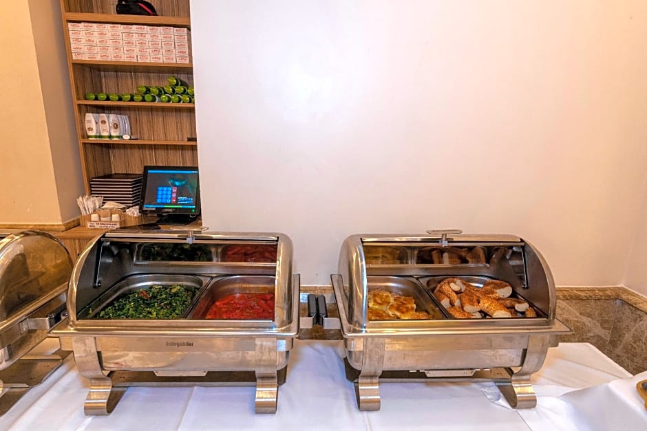 Almadina Hotel Istanbul                                                                    