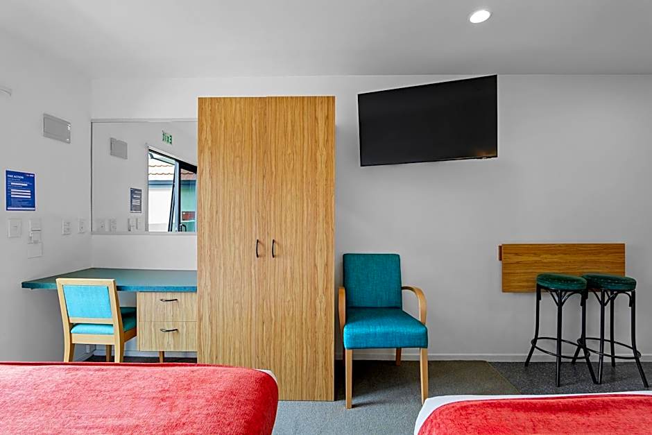 Bella Vista Motel and Apartments