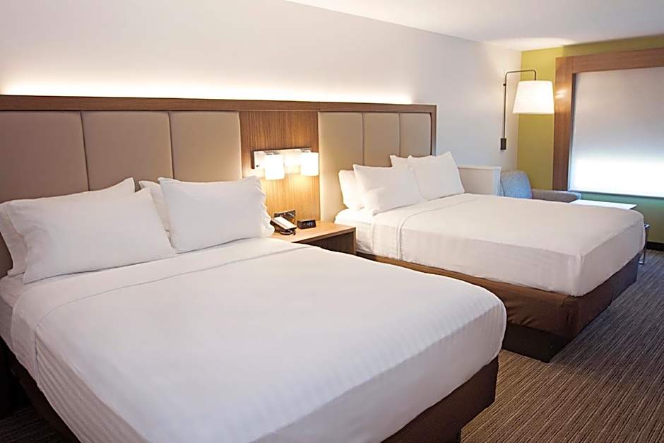 Holiday Inn Express & Suites Greenwood North By IHG