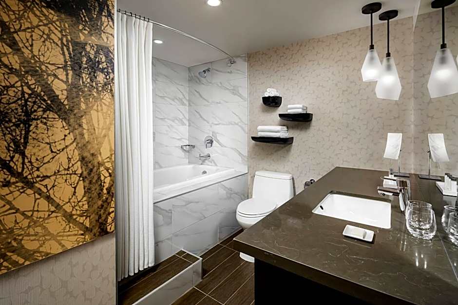 Kananaskis Mountain Lodge, Autograph Collection by Marriott