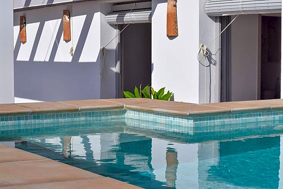 La Orza, Frigiliana Luxury center townhouse with pool and parking HansOnHoliday Rentals