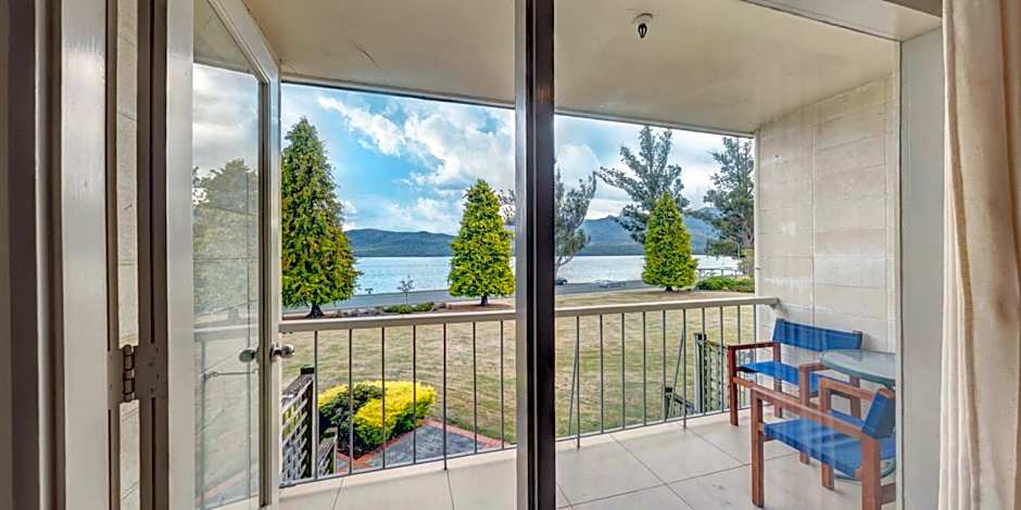 Distinction Te Anau Hotel & Villas